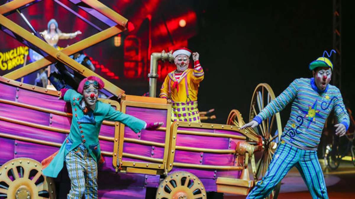 Erleben Sie die Magie des Weltzirkustags! Am dritten Samstag im April feiern wir die faszinierende Welt der Zirkuskunst und Kultur.