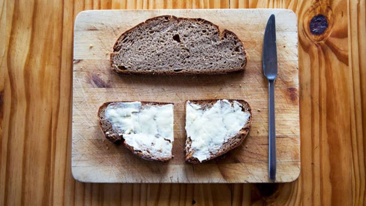 Diese Tradition unterstreicht die Bedeutung von hochwertigem deutschem Brot, von dem es in den örtlichen Bäckereien über 300 Sorten gibt. Diese Tradition unterstreicht die Bedeutung von hochwertigem deutschem Brot, von dem es in den örtlichen Bäckereien über 300 Sorten gibt.
