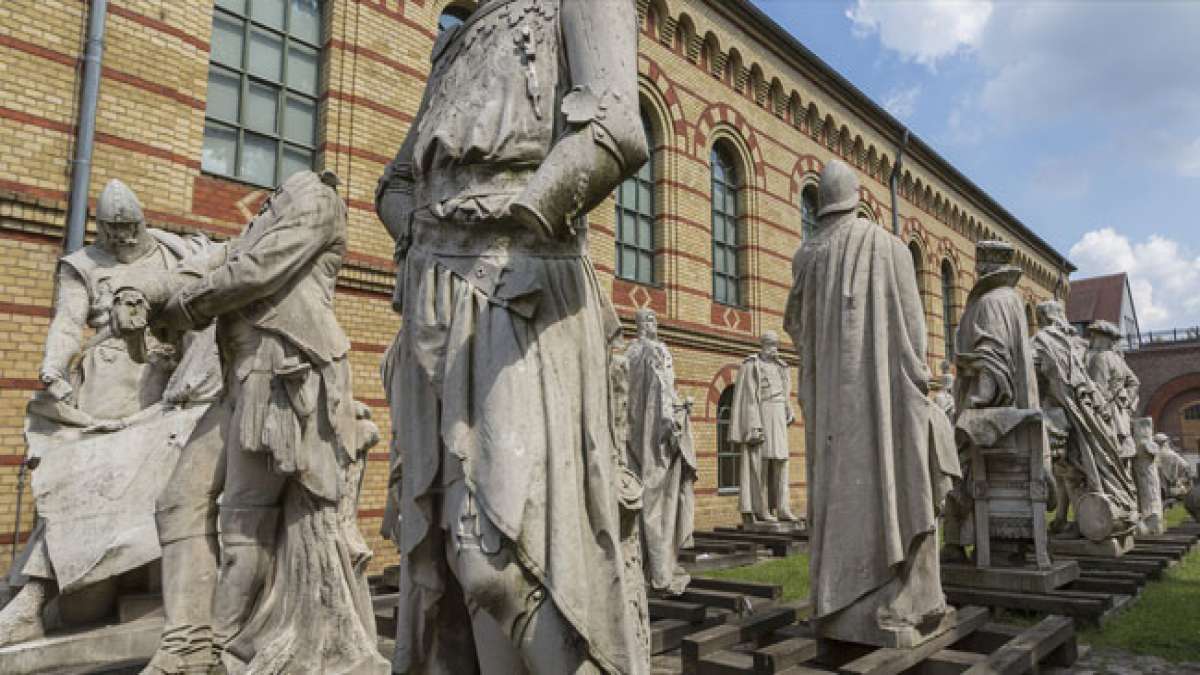 In Berlin öffnen sich an diesem Tag normalerweise verschlossene Türen, um einzigartige Einblicke in denkmalgeschützte Gebäude und verborgene Innenräume zu ermöglichen.