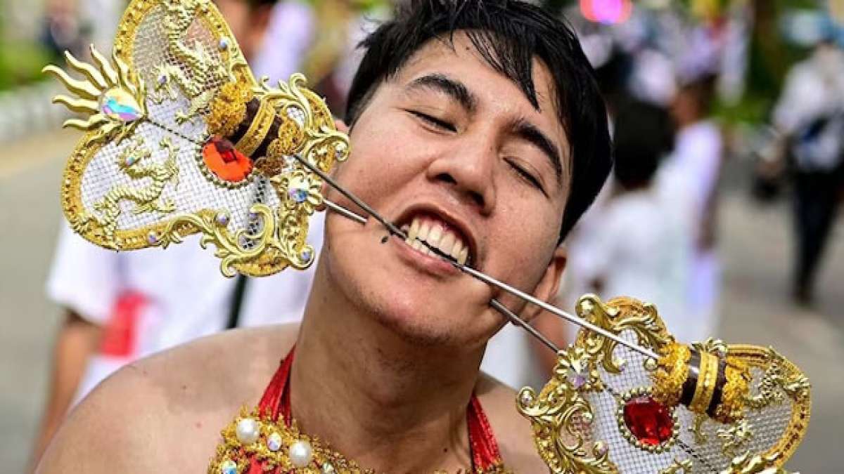 Tauchen Sie ein in die faszinierenden Rituale und köstlichen vegetarischen Köstlichkeiten beim Thetsakan Kin Che, dem landesweiten Vegetarischen Festival in Thailand Tauchen Sie ein in die faszinierenden Rituale und köstlichen vegetarischen Köstlichkeiten beim Thetsakan Kin Che, dem landesweiten Vegetarischen Festival in Thailand