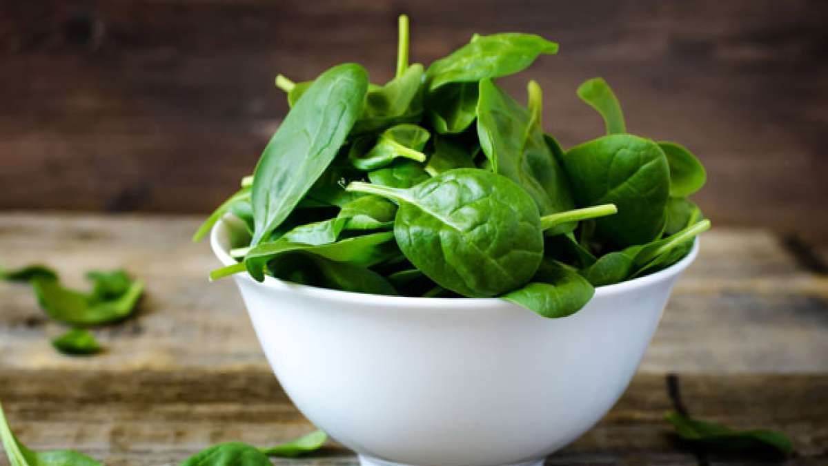 Feiern Sie den Tag des frischen Spinats und entdecken Sie die kulinarischen Möglichkeiten dieses gesunden grünen Gemüses.