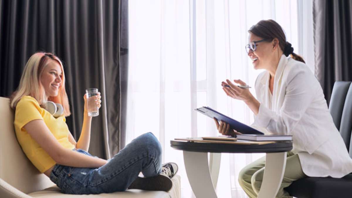 Feiern Sie den Tag des Psychologen in den USA und entdecken Sie vielfältige Wege, wie Psychologie gefeiert und Informationen über PTSD-Symptome und Unterstützungsmöglichkeiten verbreitet werden. Feiern Sie den Tag des Psychologen in den USA und entdecken Sie vielfältige Wege, wie Psychologie gefeiert und Informationen über PTSD-Symptome und Unterstützungsmöglichkeiten verbreitet werden.