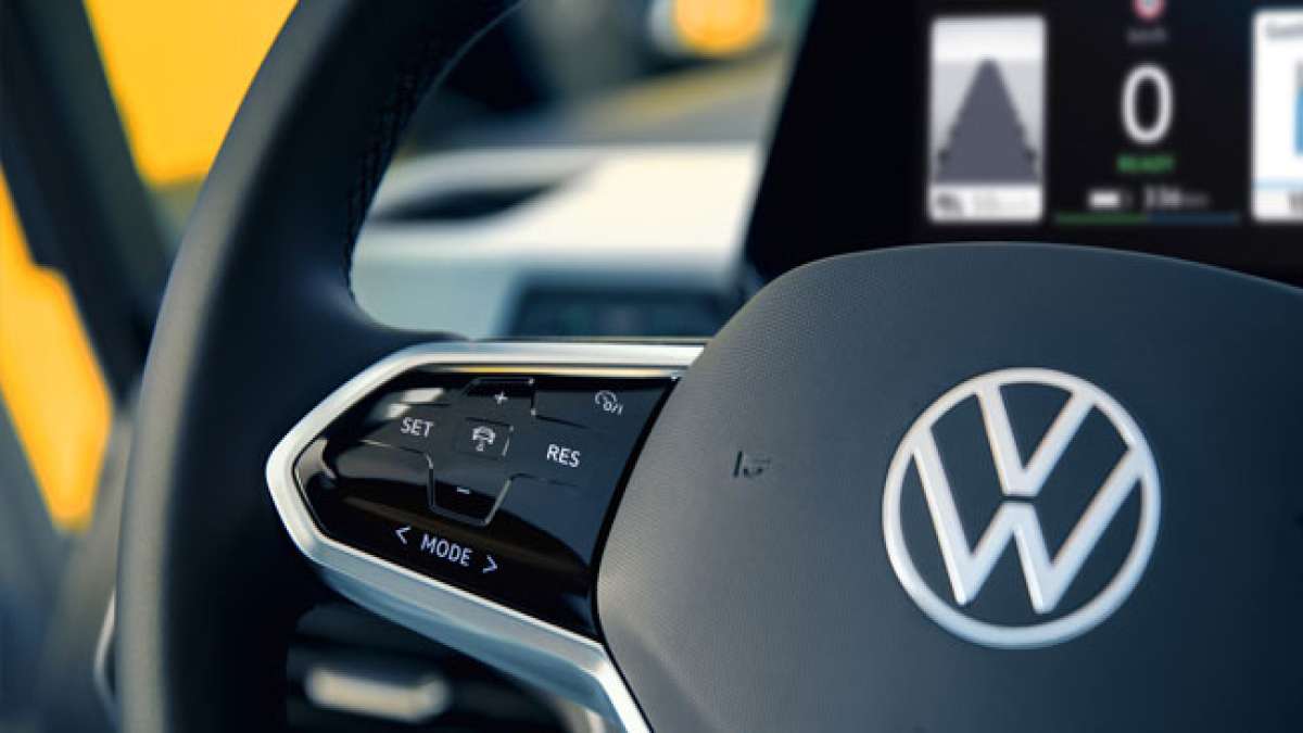 Volkswagen wurde 1937 gegründet und wurde durch das kultige Modell Käfer bekannt. Das Unternehmen hat sich zum Volkswagen Konzern entwickelt, einem großen Automobilhersteller mit Hauptsitz in Deutschland, der auf eine lange Geschichte und weltweite Pr�