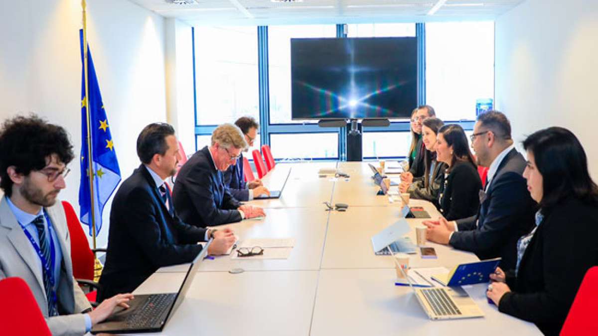 Gedenken Sie mutiger Gewerkschafter und setzen Sie sich für die Rechte der Arbeitnehmer ein.