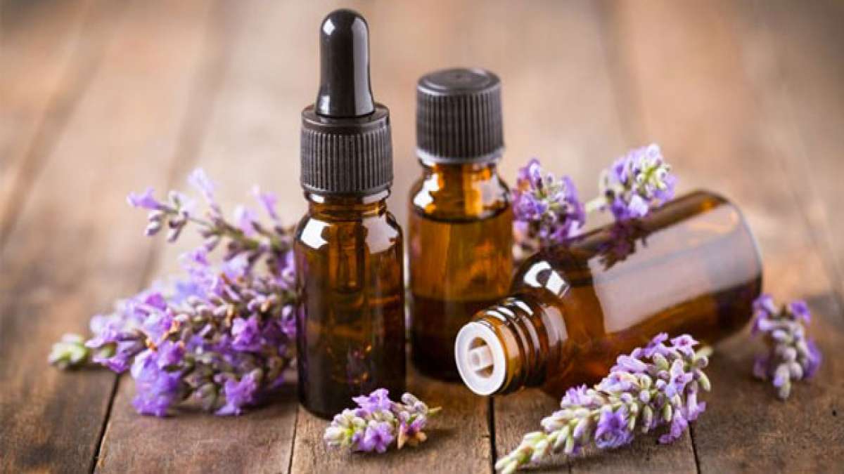 Feiern Sie den Tag der Düfte in Japan und genießen Sie die Welt der Aromen und Gerüche.