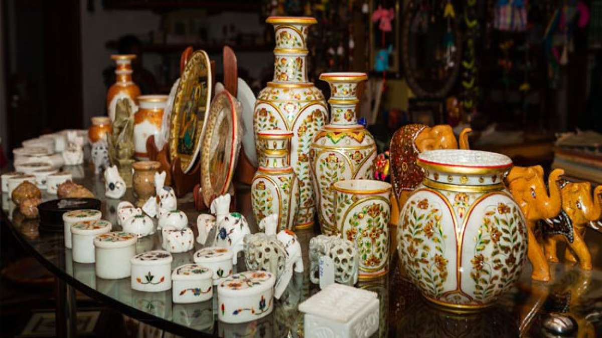 Am Welttag des Kunsthandwerks (10. Juni) feiern wir die Schönheit und Vielfalt handgefertigter Gegenstände aus aller Welt.