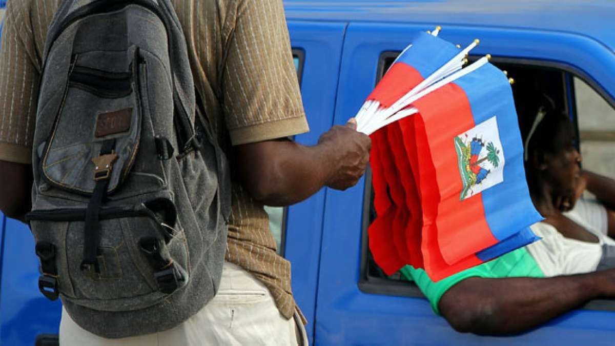 Feiern Sie Haitis Einheit und Bildung am Tag der Flagge und der Universitäten!