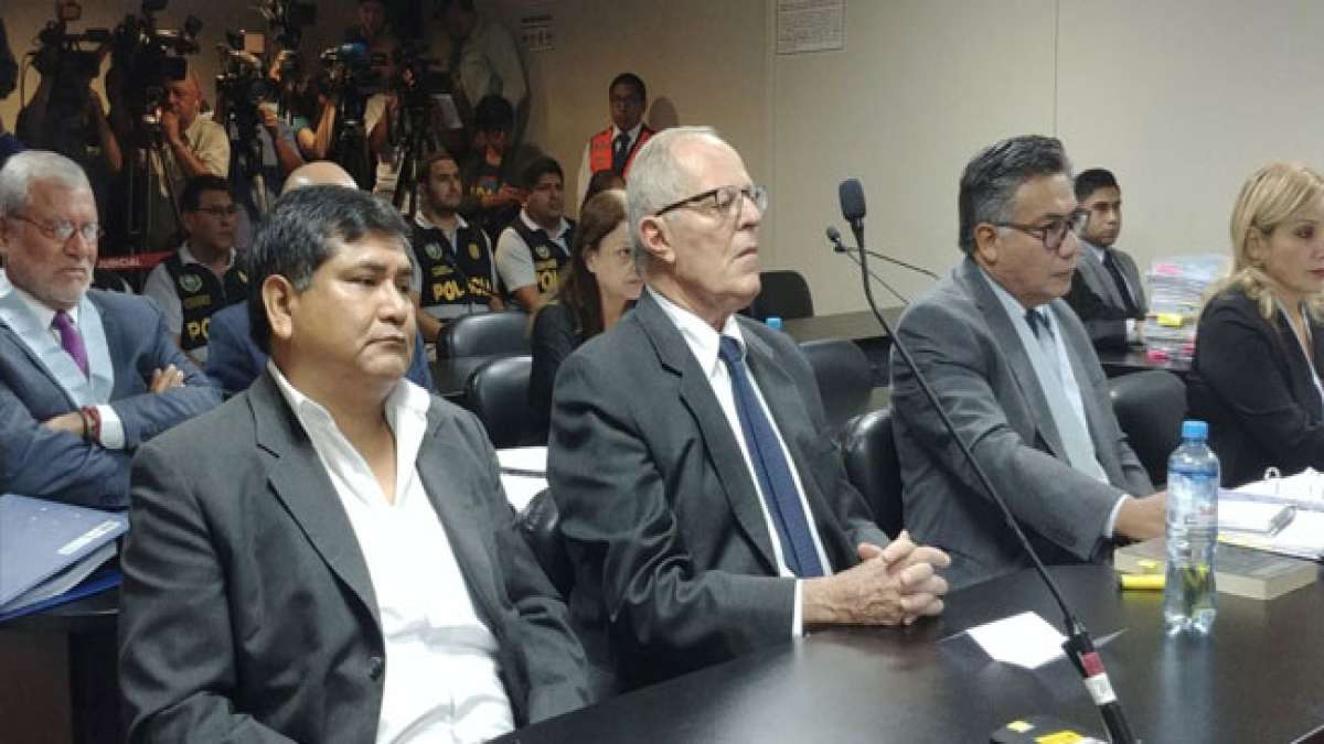Feiern Sie den Tag des Anwalts am 2. April und erinnern Sie sich an die herausragenden Beiträge von Francisco García Calderón Landa zur Rechtspflege in Peru.