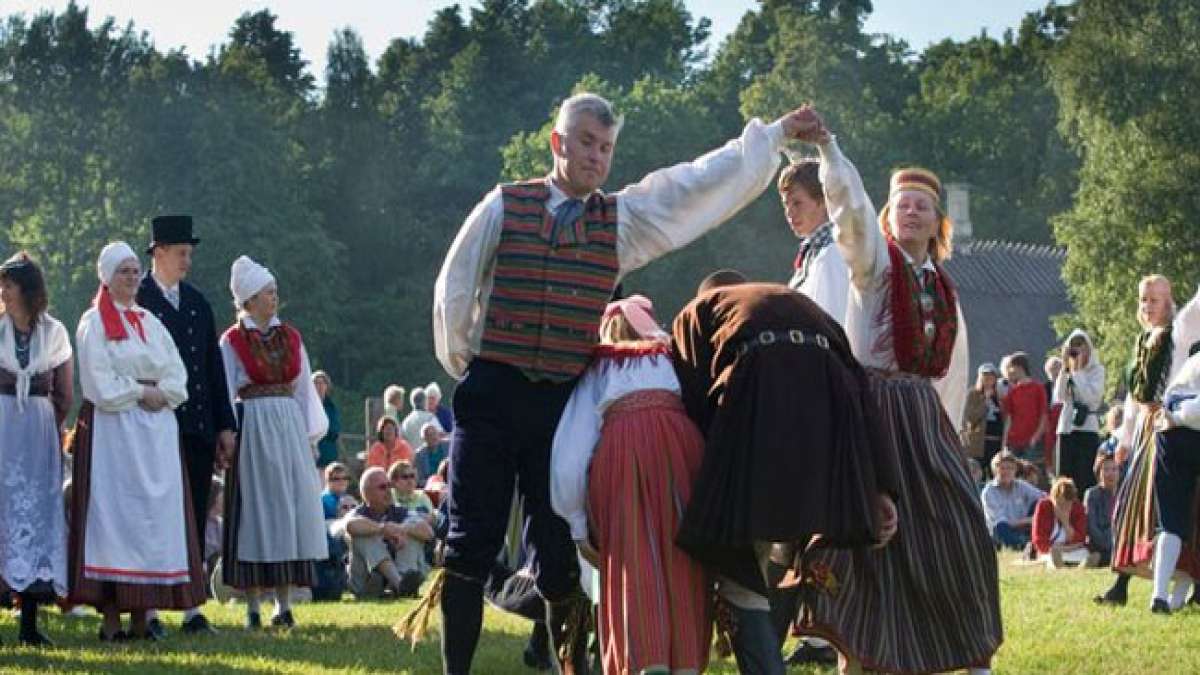 Erleben Sie die magische Johannisnacht am Tag des Heiligen Johannes.