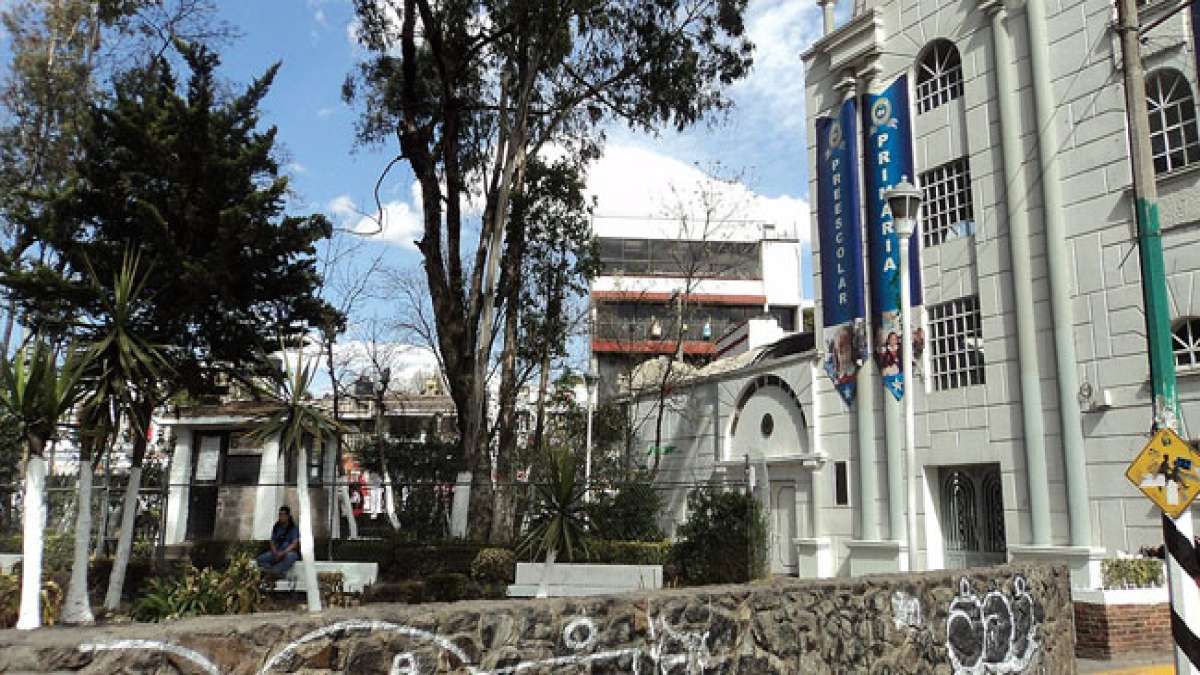 Erlebe die reiche Geschichte und die lebendige Gemeinschaft von Nicolás Romero bei den Feierlichkeiten zum Gemeindetag am 29. Juni, dem Festtag des Schutzheiligen San Pedro. Erlebe die reiche Geschichte und die lebendige Gemeinschaft von Nicolás Romero bei den Feierlichkeiten zum Gemeindetag am 29. Juni, dem Festtag des Schutzheiligen San Pedro.