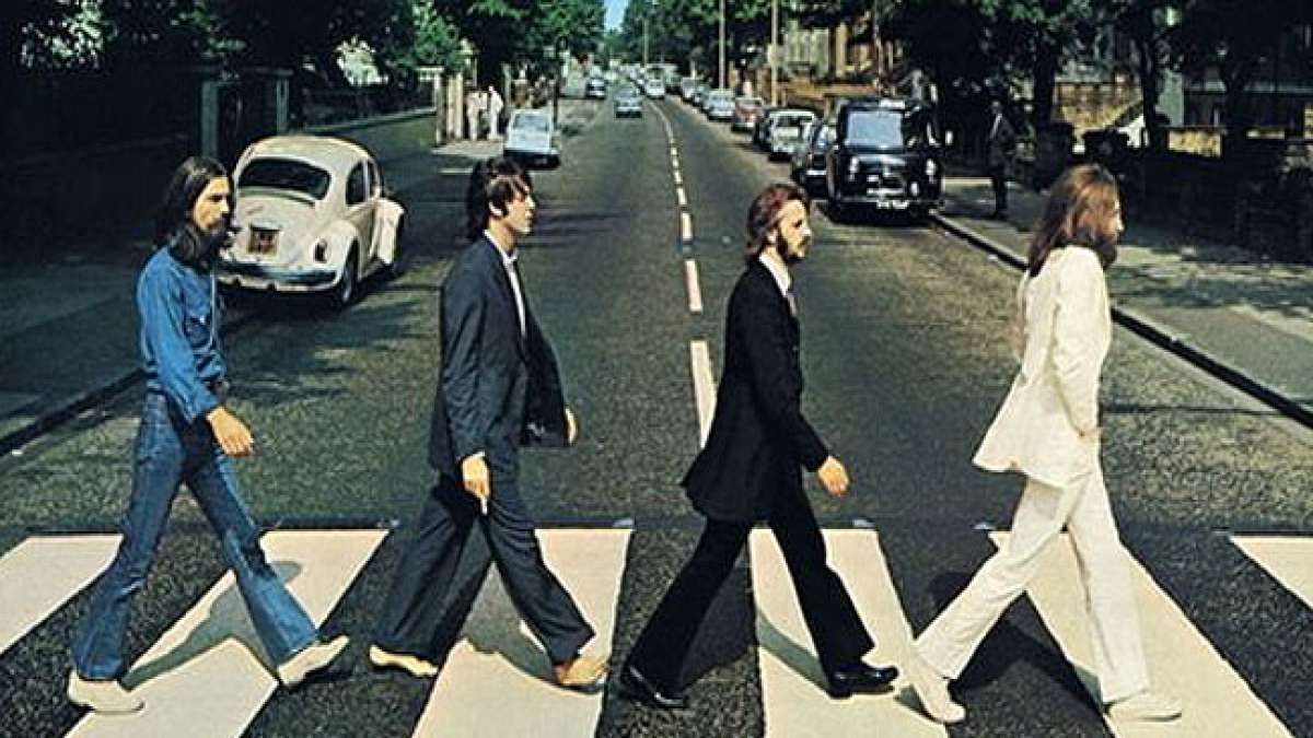 Der Tag der Beatles erinnert an die Rückkehr der Beatles von ihrer Amerikatournee nach Liverpool am 10. Juli 1964 und markiert einen Meilenstein in ihrem Aufstieg.