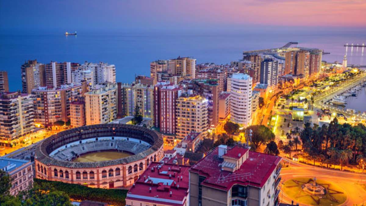 Feiern Sie den Tag der Patronin der Städte Málaga, Salamanca und Valladolid am 8. September Feiern Sie den Tag der Patronin der Städte Málaga, Salamanca und Valladolid am 8. September