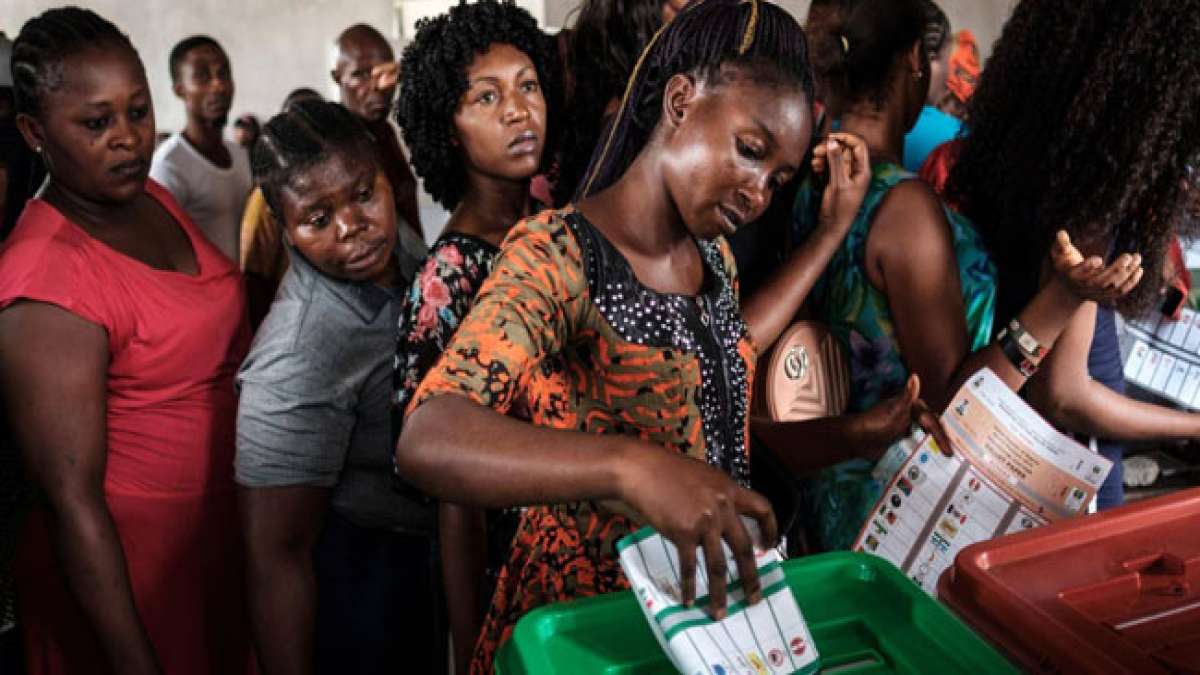 Erfahren Sie mehr über die längste ununterbrochene Zivilregierung in Nigerias Geschichte seit der Unabhängigkeit. Erfahren Sie mehr über die längste ununterbrochene Zivilregierung in Nigerias Geschichte seit der Unabhängigkeit.