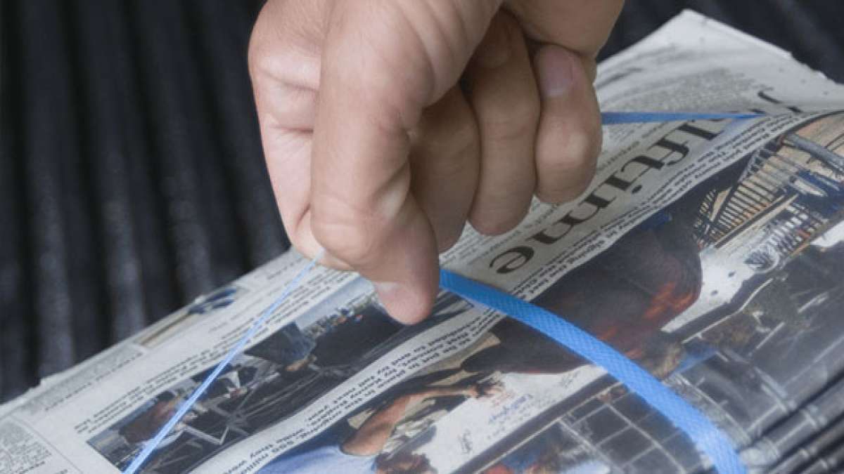 Obwohl dieser Beruf angesichts des Aufstiegs des Internets und sozialer Medien seltener wird, verdient er Anerkennung für die wichtige Rolle, die er bei der Verbreitung von Informationen in Gemeinden auf der ganzen Welt gespielt hat.