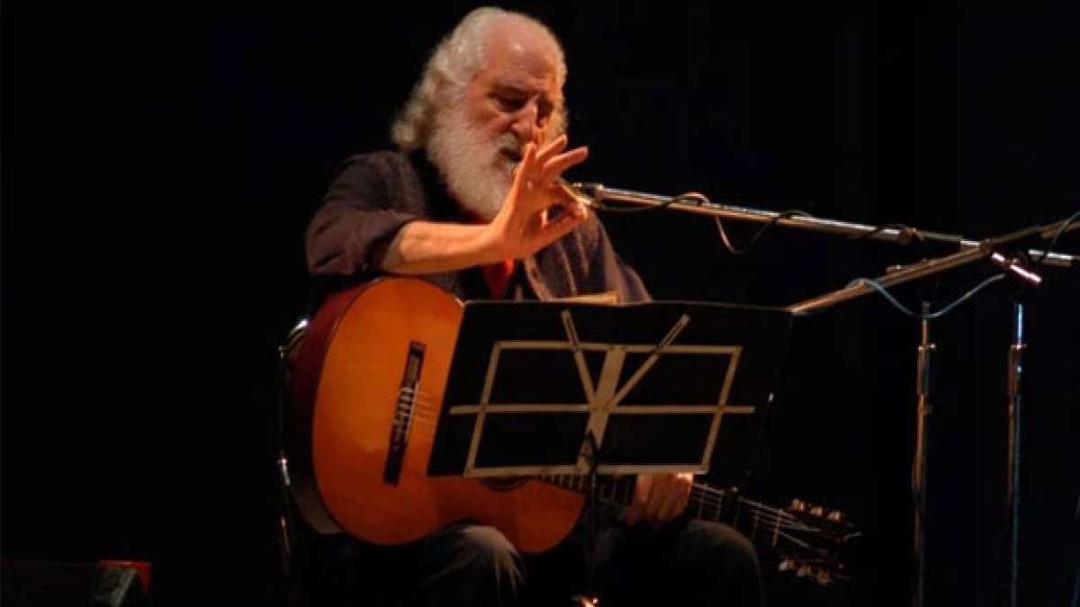 Feiern Sie den Nationalen Tag des Orillero-Sängers am 22. Oktober und tauchen Sie ein in die klangliche Poesie von José Teodoro Larralde, einem herausragenden Musiker und Dichter, der das Erbe und die Identität Argentiniens durch seine volkstümlichen