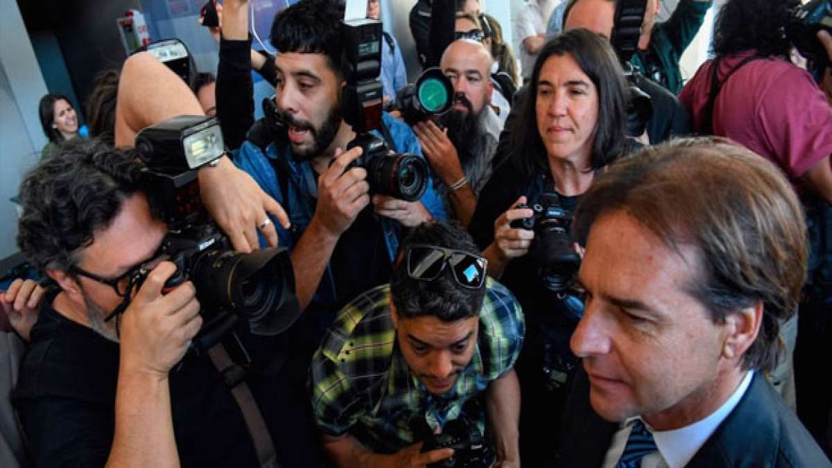 Dieser Tag würdigt die wichtige Arbeit und den Einsatz der Journalisten im Land. Dieser Tag würdigt die wichtige Arbeit und den Einsatz der Journalisten im Land.