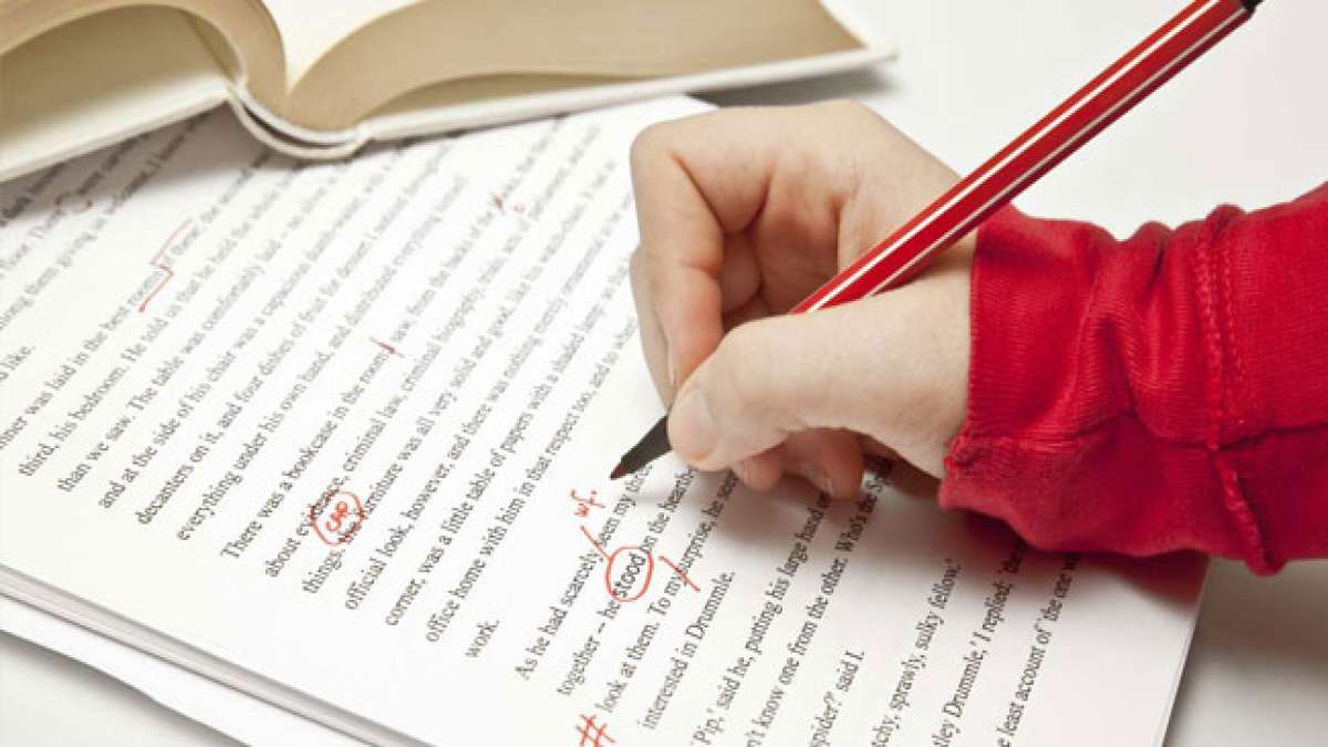 Entdecken Sie die Bedeutung des Korrekturlesens am National Proofreading Day, der jedes Jahr am 8. März in den USA gefeiert wird.