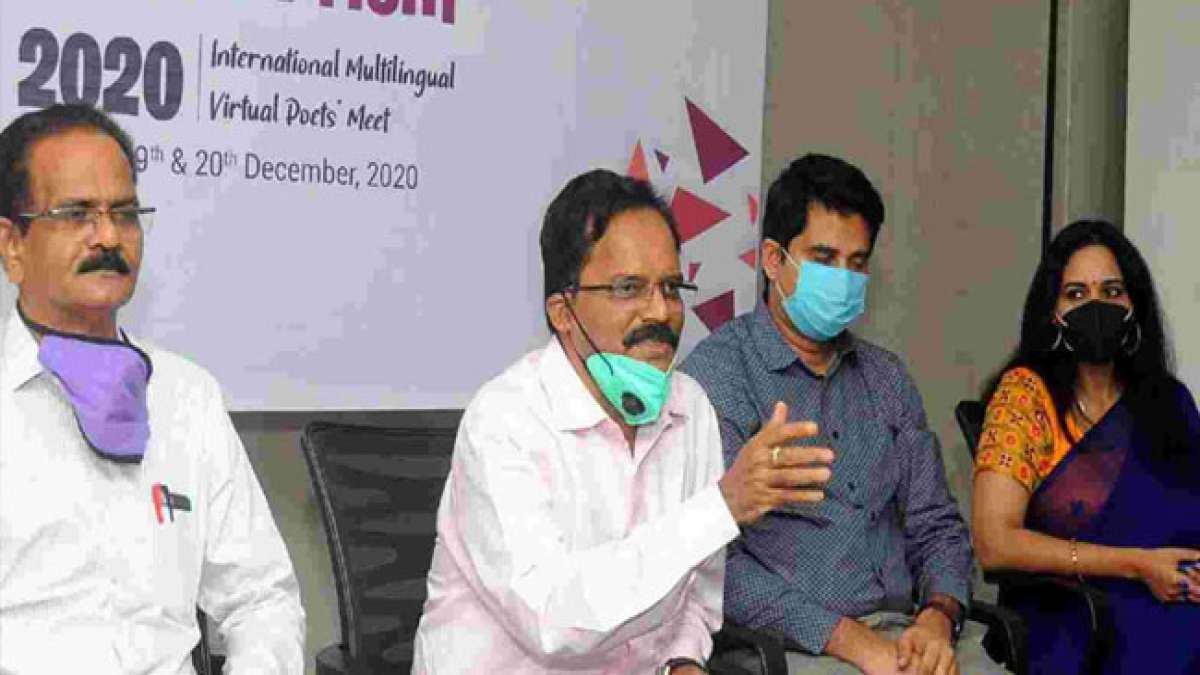 Feiern Sie den Tag des virtuellen Dichters am 31. Oktober und entdecken Sie die faszinierende Welt derjenigen, die ihre Gedanken und Gefühle online teilen.