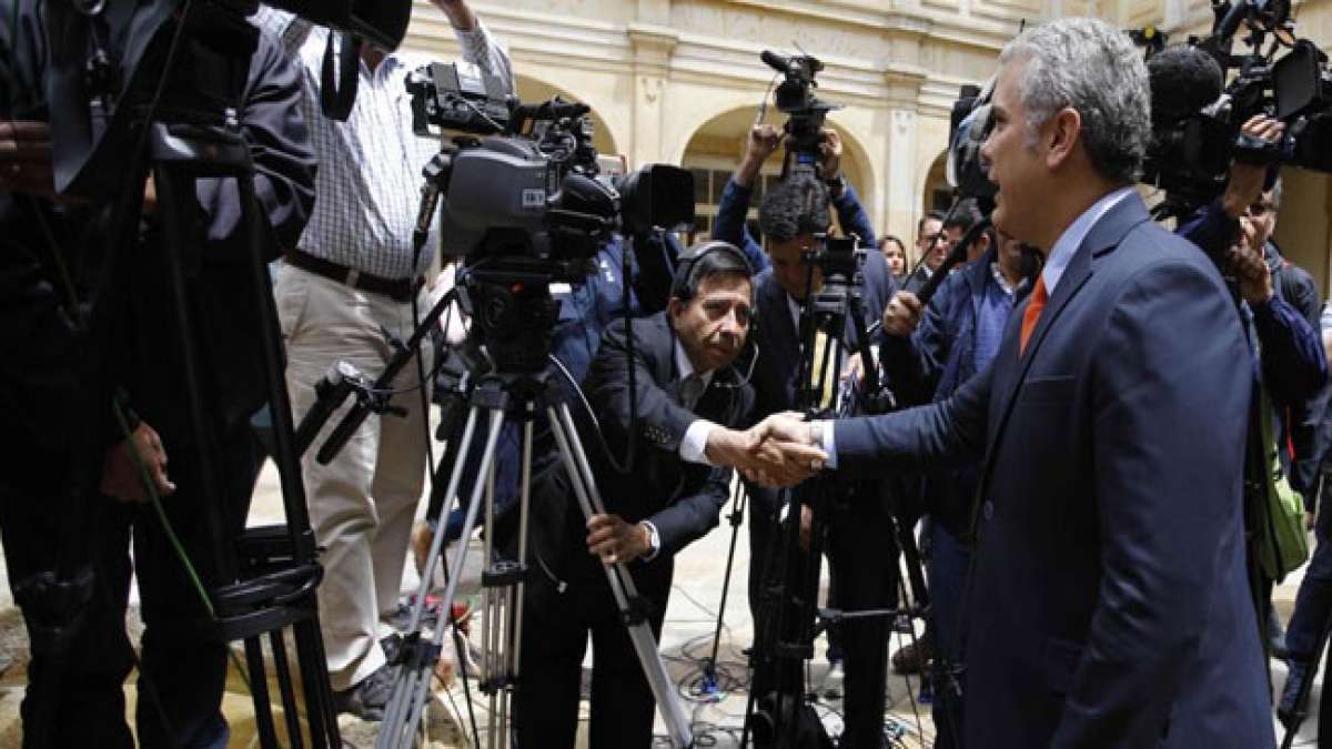 Feiern Sie den Tag der Journalisten in Kolumbien und entdecken Sie die reiche Geschichte des Journalismus in diesem Land