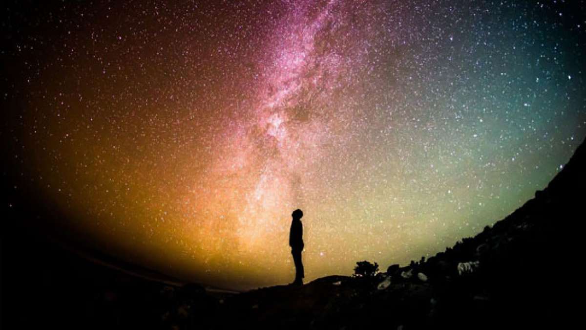 Entdecken Sie die unendlichen Geheimnisse des Universums am Internationalen Astronomietag. Entdecken Sie die unendlichen Geheimnisse des Universums am Internationalen Astronomietag.