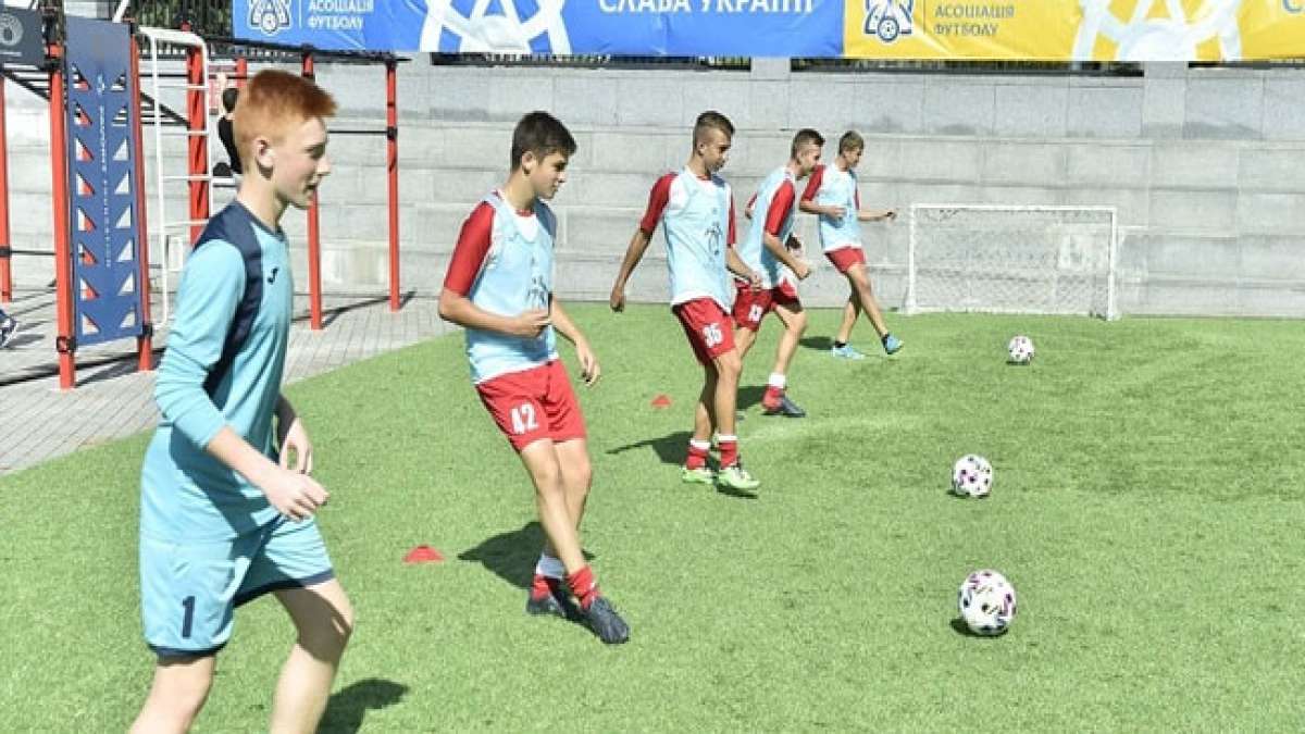 An diesem Tag werden ein gesunder Lebensstil und die Freude an einer sinnvollen körperlichen Betätigung gefeiert. An diesem Tag werden ein gesunder Lebensstil und die Freude an einer sinnvollen körperlichen Betätigung gefeiert.