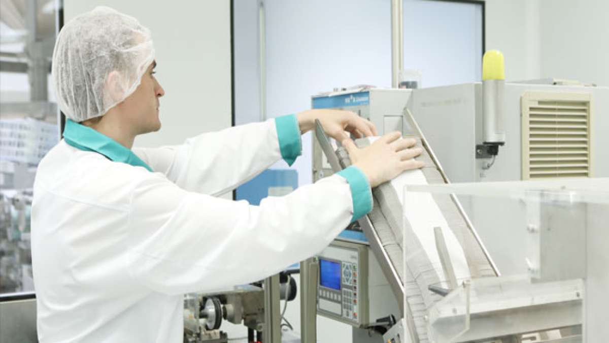 An ihrem beruflichen Feiertag werden von den Beschäftigten des pharmazeutischen Sektors der Ukraine traditionelle Veranstaltungen durchgeführt.