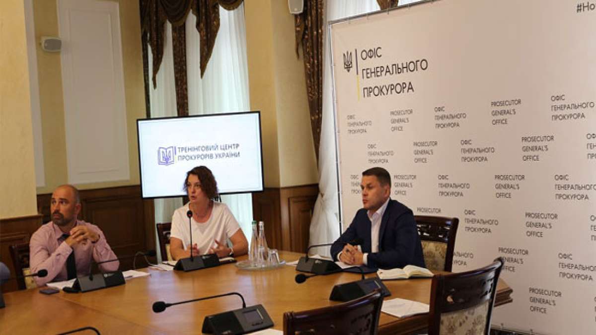 Die Staatsanwälte der Ukraine arbeiten unermüdlich daran, die Einhaltung der Gesetze sicherzustellen und die Rechte der Bürger zu schützen.