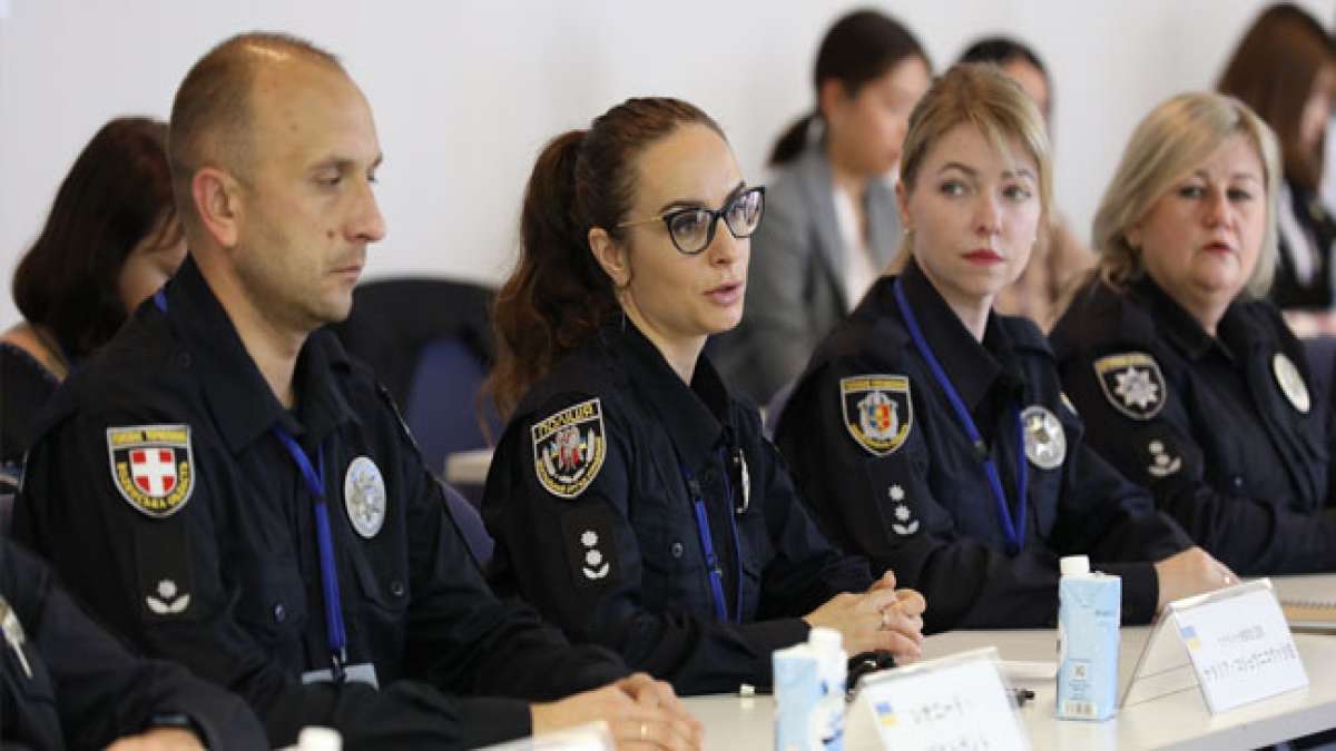 Erfahren Sie, wie die forensische Wissenschaft die Gerechtigkeit fördert und feiern Sie den Tag des forensischen Experten am 4. Juli in der Ukraine.