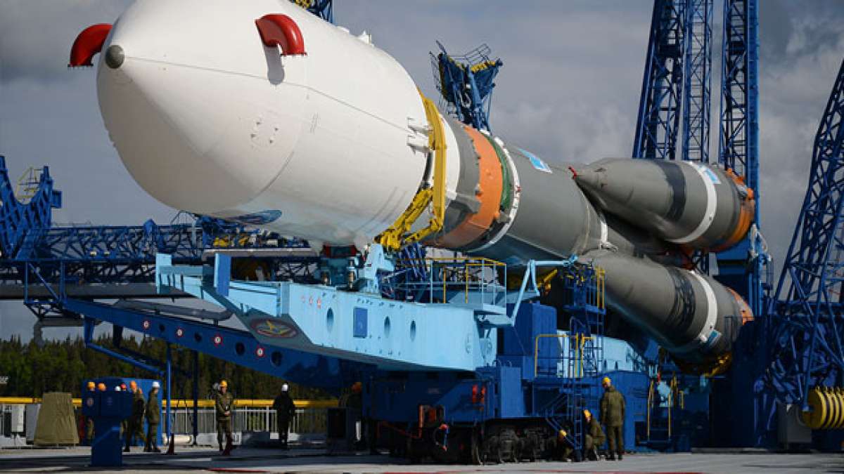 An diesem Tag werden die Leistungen der russischen Kosmonauten und Raumfahrtpioniere gewürdigt, die die Welt ins All gebracht haben. An diesem Tag werden die Leistungen der russischen Kosmonauten und Raumfahrtpioniere gewürdigt, die die Welt ins All gebracht haben.