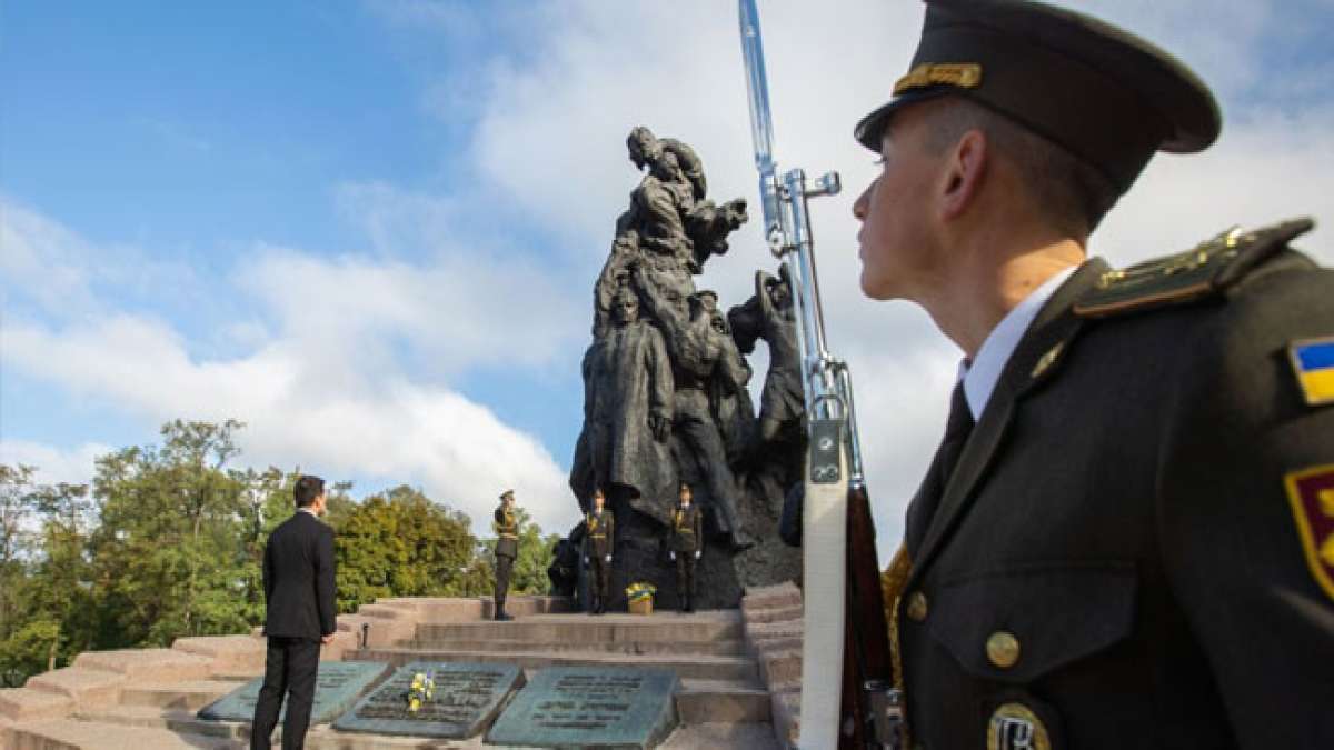 Gedenktag der Tragödie von Babi Jar: Eine bewegende Erinnerung an den Schauplatz des Holocaust, wo Tausende ihr Leben verloren.