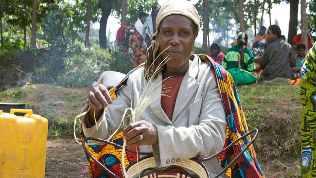 Feiern Sie den Unabhängigkeitstag dieses aufstrebenden Landes, das beeindruckende Fortschritte gemacht hat.