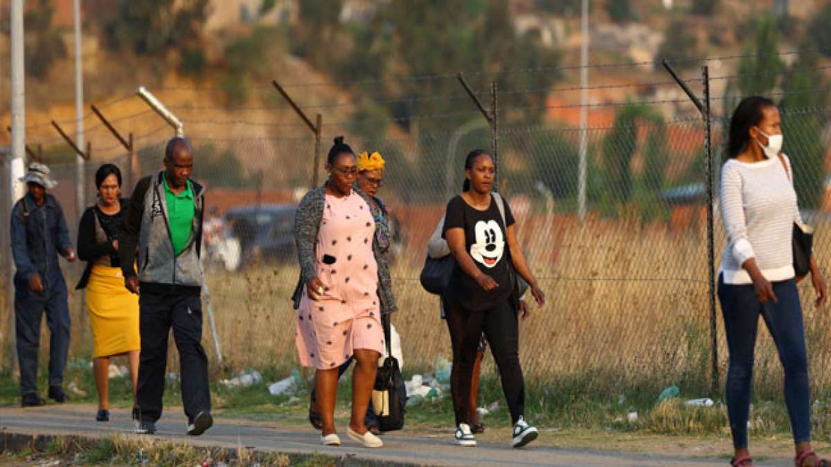 Zu den Feierlichkeiten gehören kulturelle Darbietungen, eine Parade und ein offizieller Empfang in der Hauptstadt Maseru.