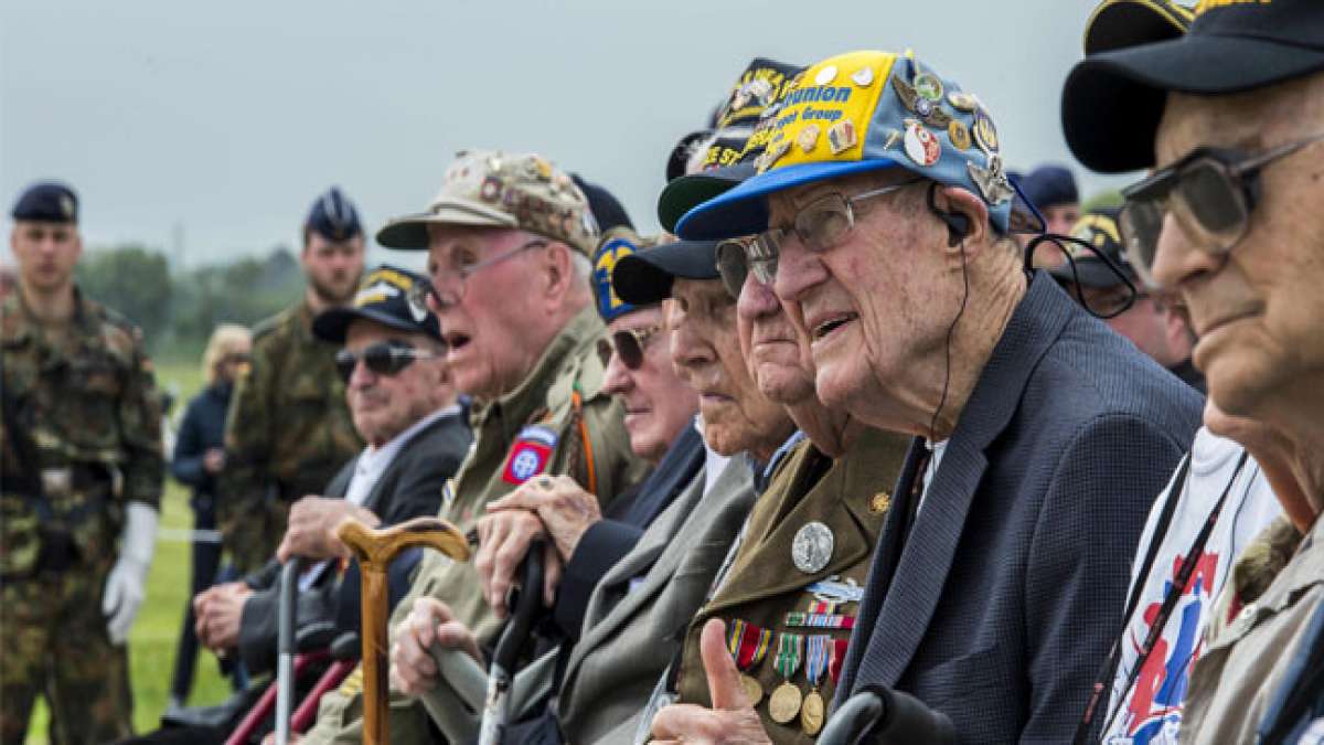 Feiern Sie den Veteranentag in den USA und ehren Sie unsere tapferen Veteranen.