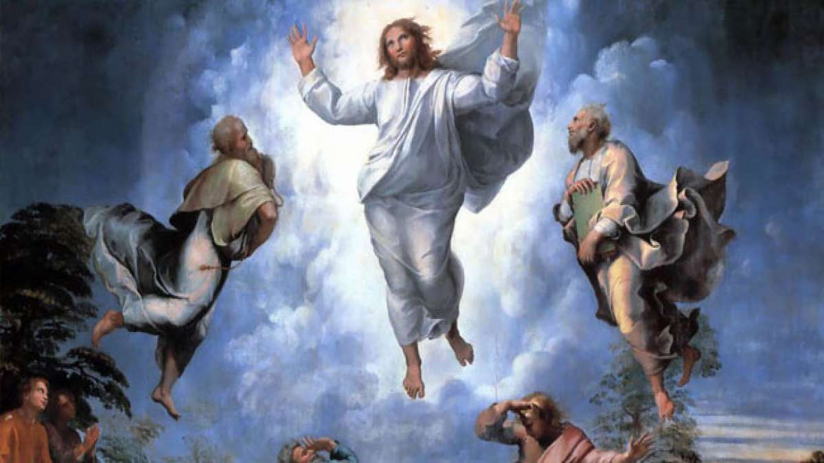 Erleben Sie die eindrucksvolle Verklärung Jesu, bei der sein Aussehen in strahlender Herrlichkeit erstrahlt.