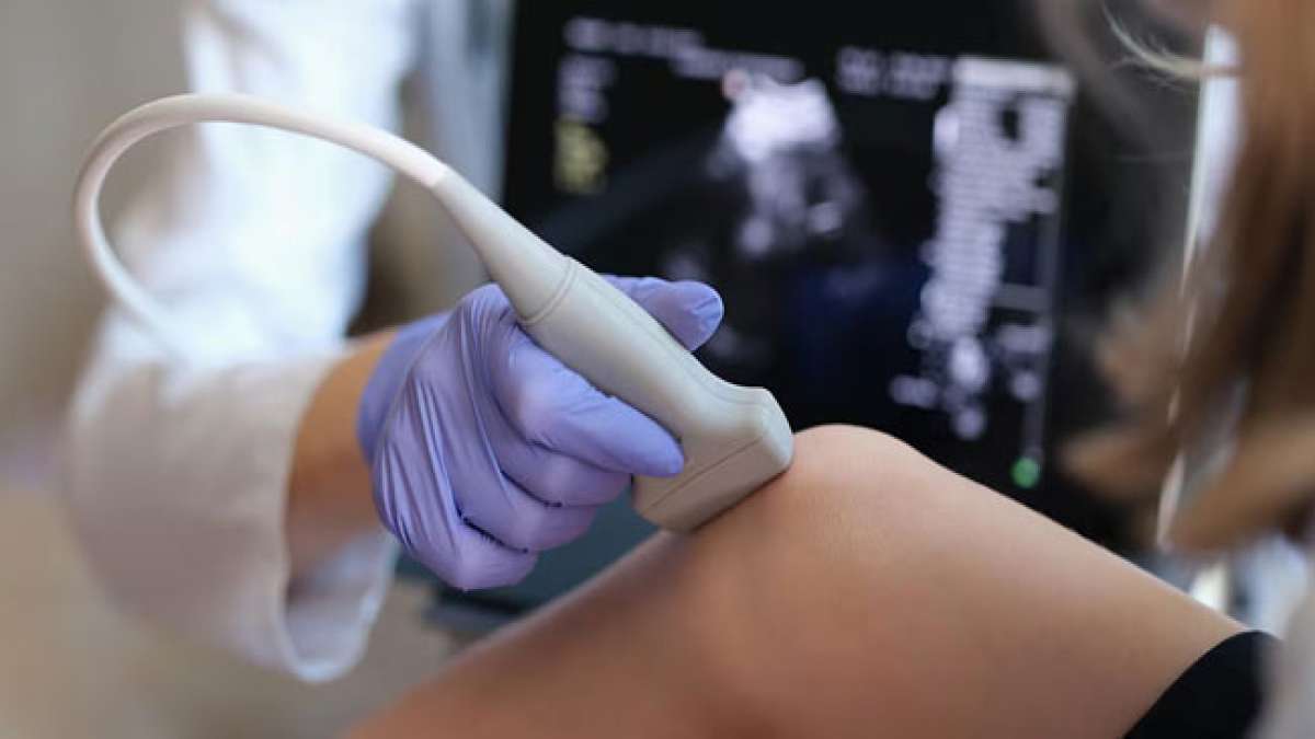 Tauchen Sie ein in die Rolle der Sonographen, die durch ihre spezialisierten Fähigkeiten und innovative Technologie entscheidende Informationen für die Diagnose und Behandlung von Krankheiten bereitstellen Tauchen Sie ein in die Rolle der Sonographen, die durch ihre spezialisierten Fähigkeiten und innovative Technologie entscheidende Informationen für die Diagnose und Behandlung von Krankheiten bereitstellen