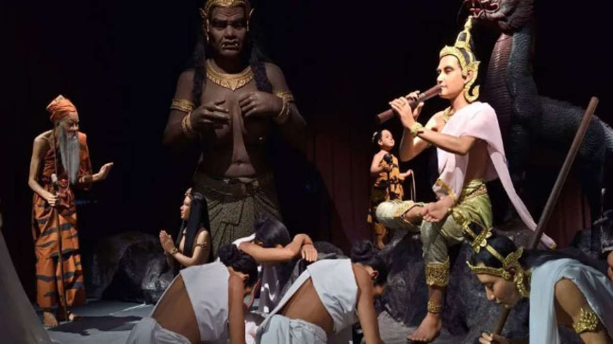 Tauchen Sie in die reiche thailändische Dichtkunst und Kultur ein.