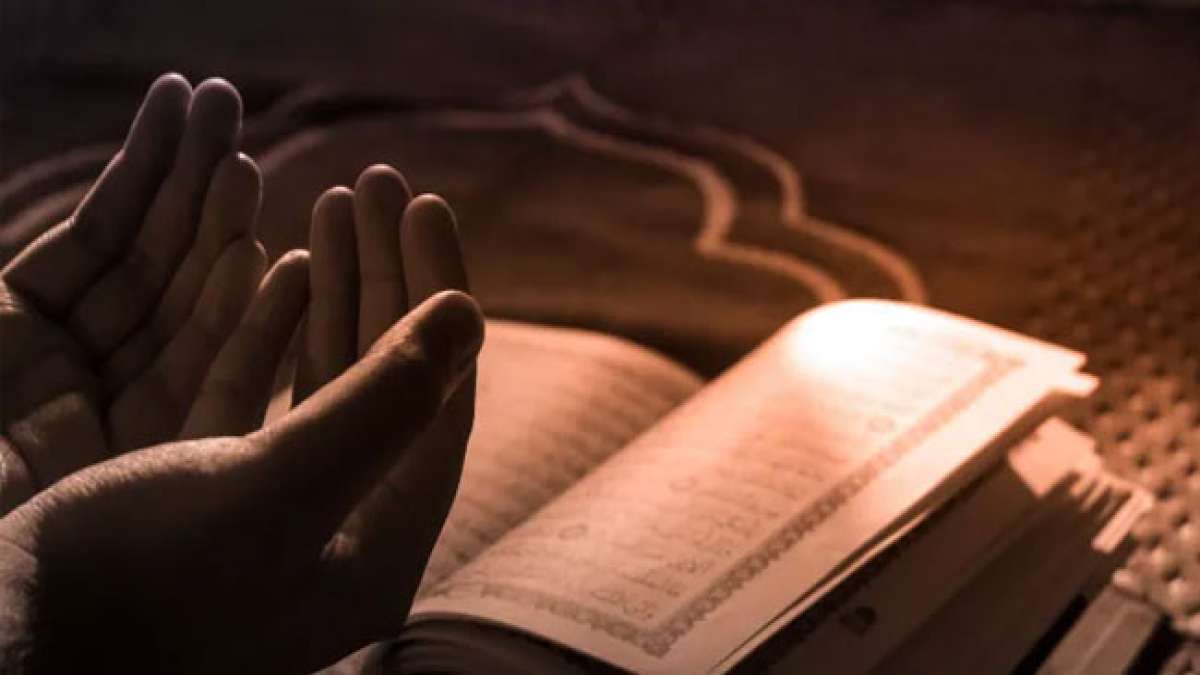 Erfahren Sie mehr über ihre spirituelle Bedeutung und die Suche nach dieser besonderen Nacht voller Segen und Schicksal.