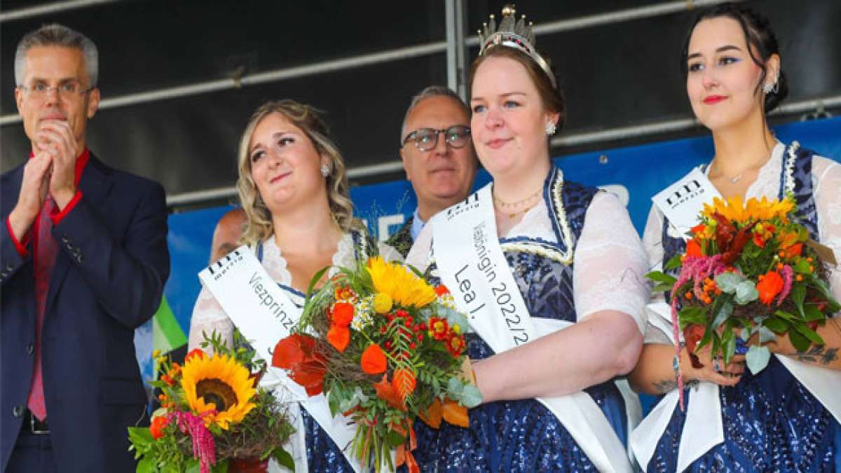 Genieße kulinarische Köstlichkeiten, Merziger Viez und musikalische Unterhaltung auf vier Bühnen - ein Volksfest mit langjähriger Tradition und regionaler Bedeutung.