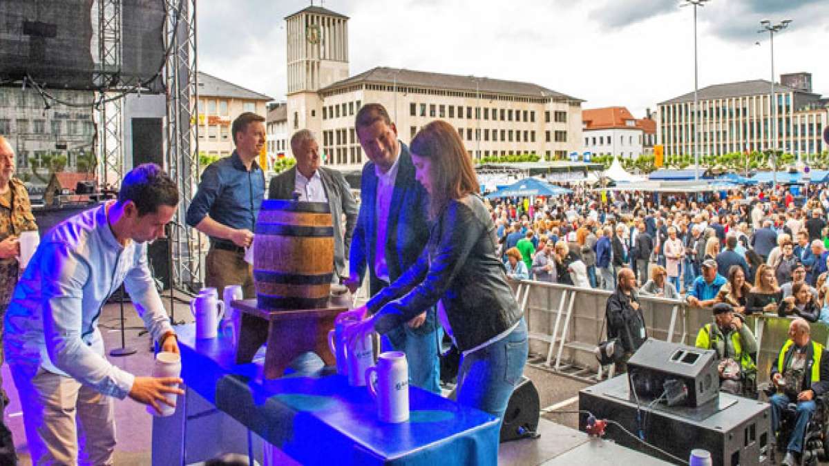 Freue dich auf eine Woche voller Veranstaltungen wie Stadtteilfeste, Ausstellungen und den Tag der Hilfsdienste, bevor die Emmes mit dem Fassanstich am Donnerstag vor dem ersten Sonntag im Juni beginnt.