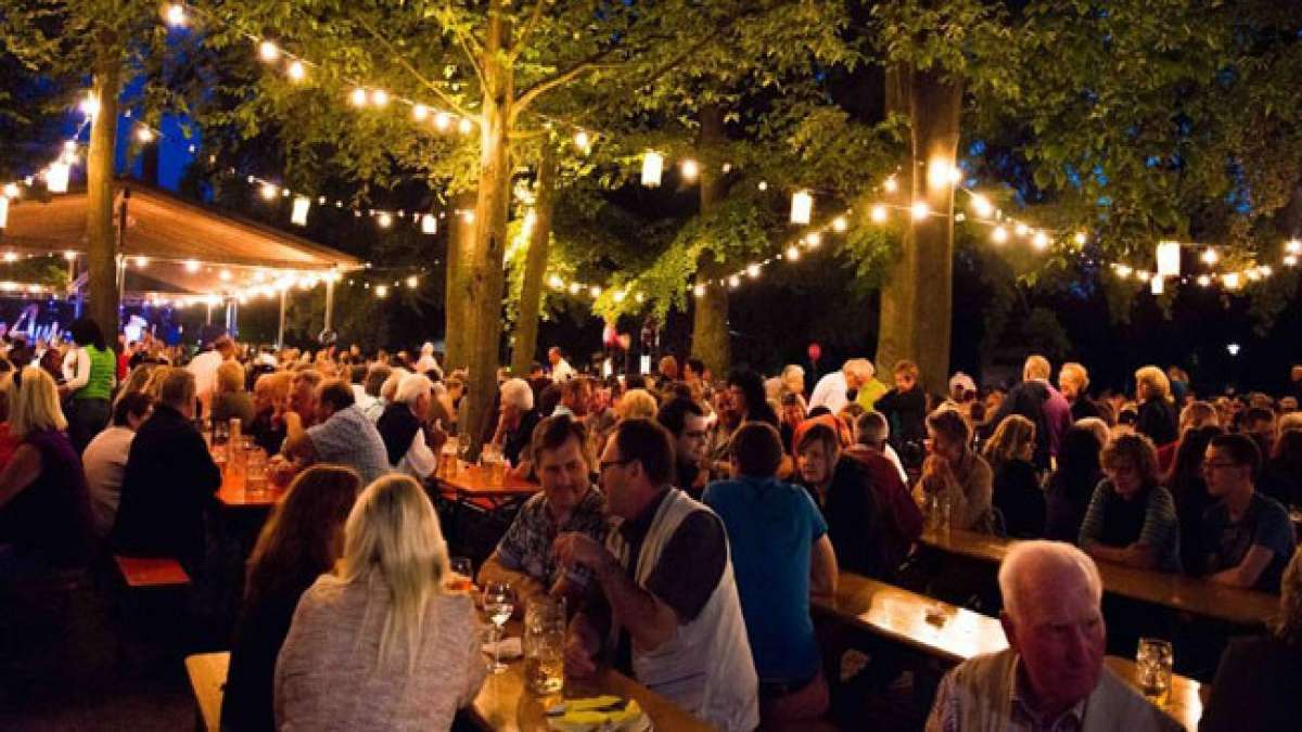 Erlebe das stimmungsvolle Lampionfest in Dillingen! Erlebe das stimmungsvolle Lampionfest in Dillingen!