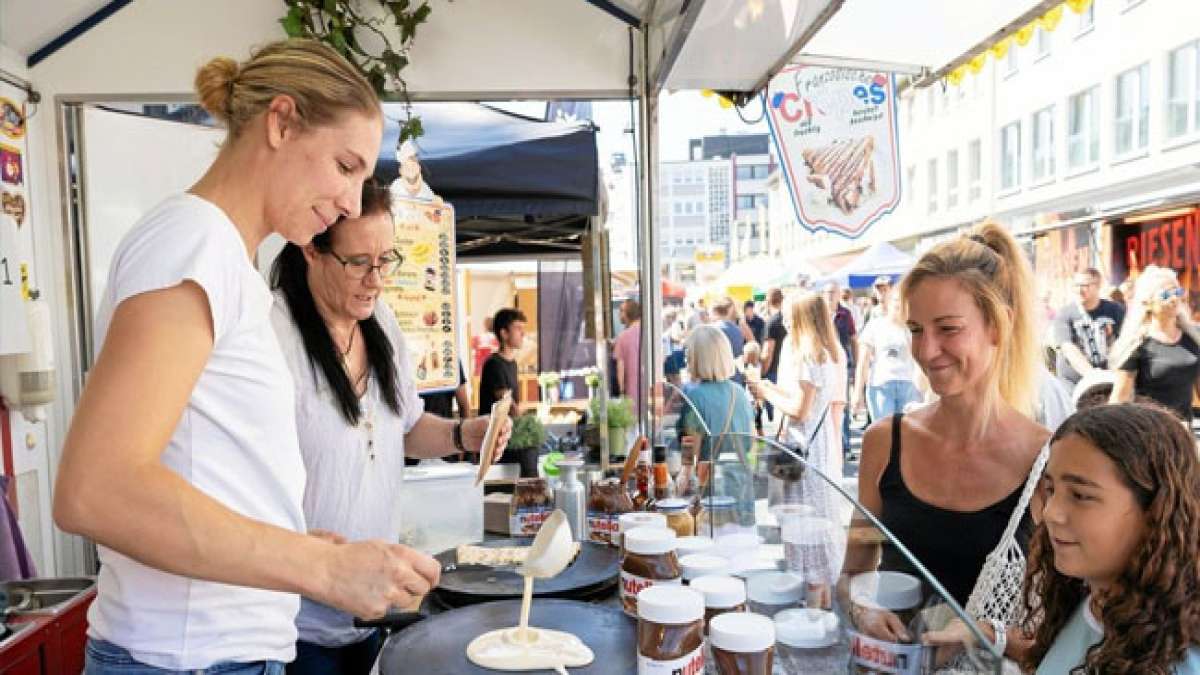 Entdecken Sie die "Grüne Meile" im Herrengarten und genießen Sie die gemütliche Atmosphäre im großen Biergarten auf dem Schlossplatz!