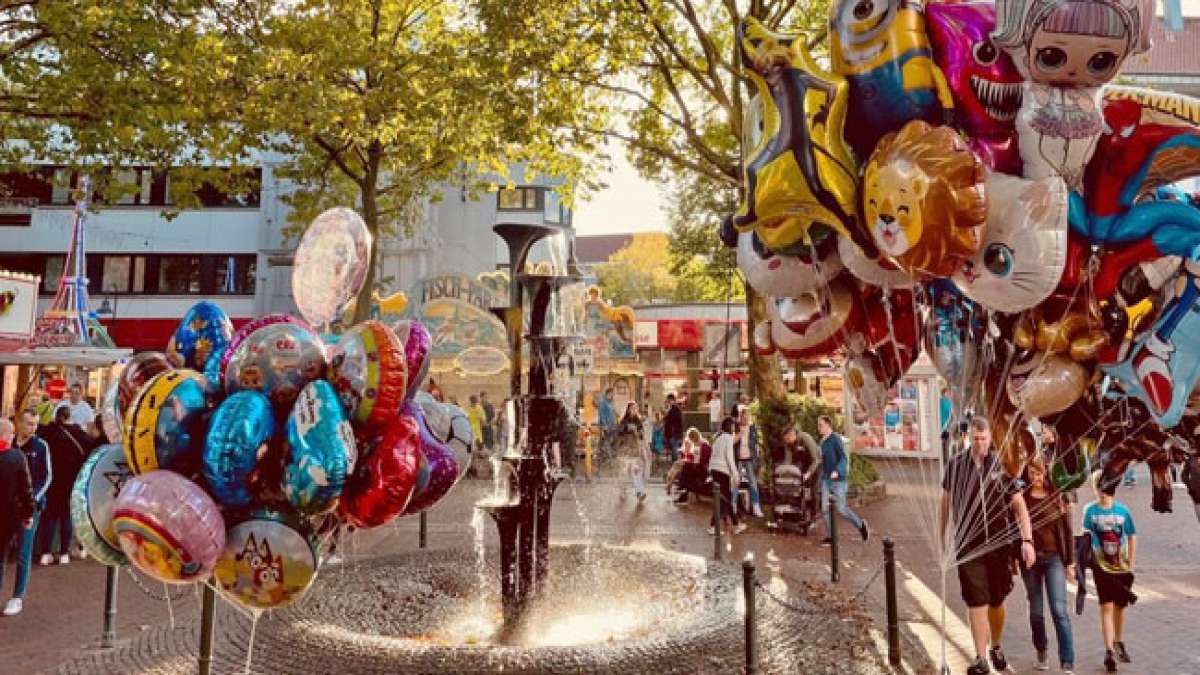 Über 130 Stände und Fahrgeschäfte garantieren Ende September ein unvergessliches Fest für Jung und Alt im Herzen der Region.