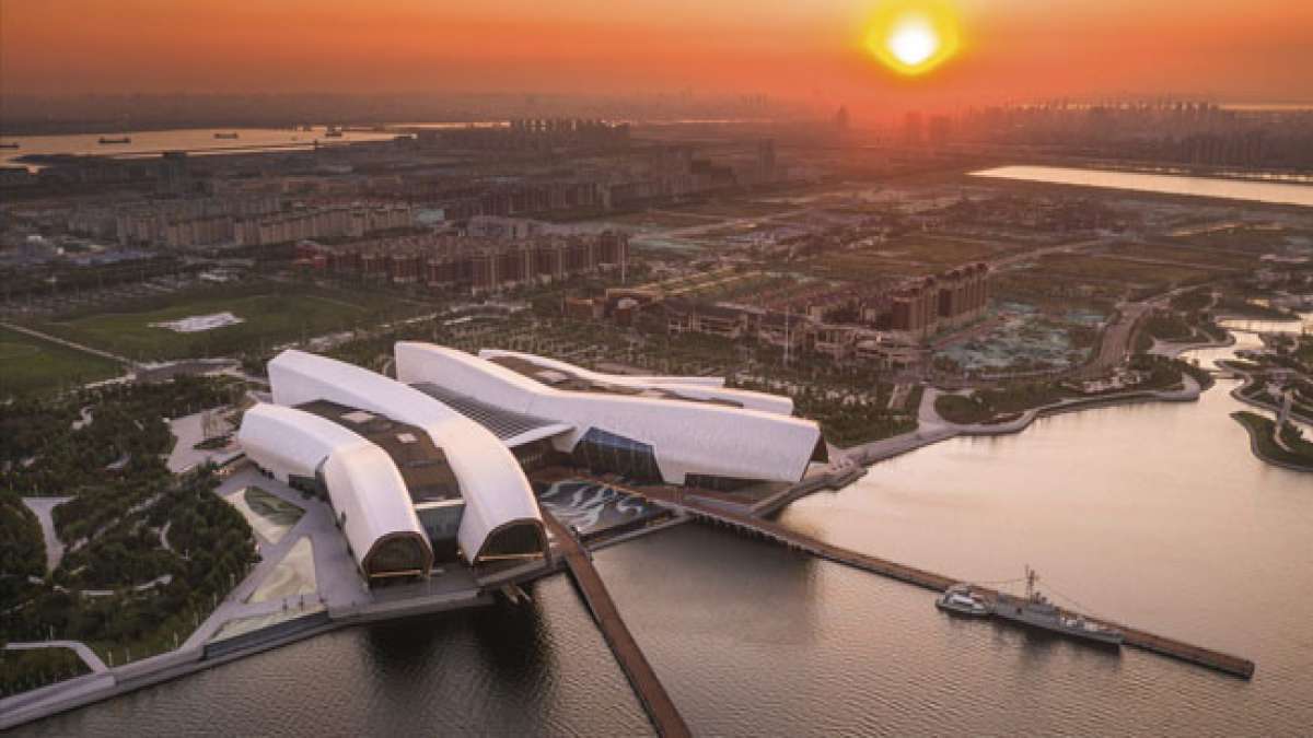 Feiern Sie den Nationalen Tag der Seefahrt in China am 11. Juli und erinnern Sie sich an Zheng He, den berühmten chinesischen Seefahrer, der China zu einer maritimen Macht machte.