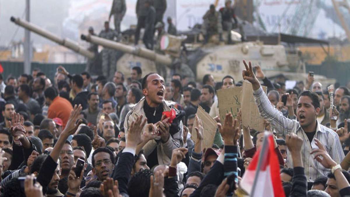 Erfahren Sie mehr über die historische Juli-Revolution in Ägypten von 1952, die die Monarchie abschaffte und eine Republik proklamierte.