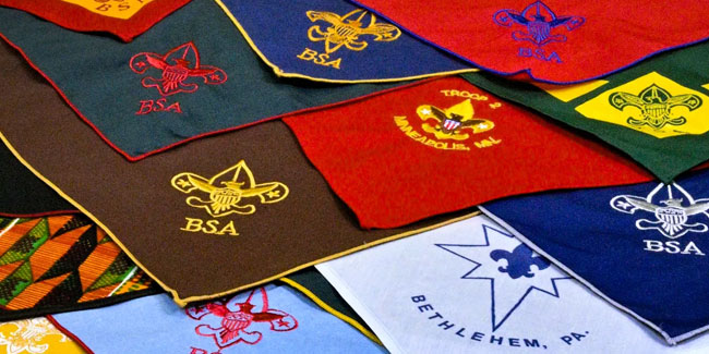 1. August: Welttag des Pfadfinderhalstuchs