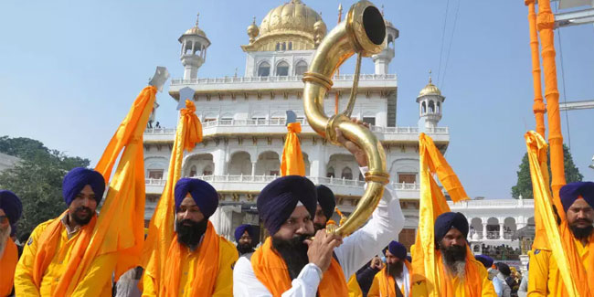 24. November: Märtyrertod von Guru Tegh Bahadur in Indien