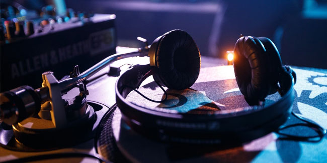 9. März: Internationaler DJ-Tag