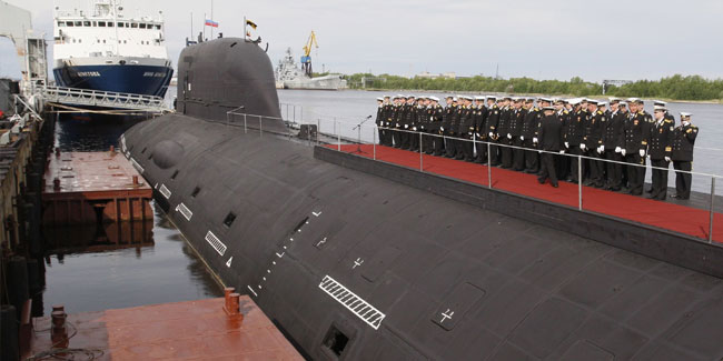 8. Oktober - Tag eines Überwasser-, U-Boot- und Luftschiffkommandanten in Russland