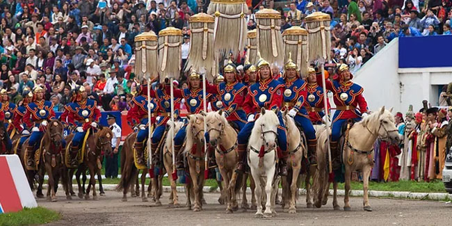 11. Juli - Die mongolischen Feiertage Naadam und Tag der Volksrevolution
