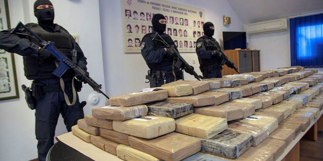 30. Oktober - Tag der Mitarbeiter der Einheiten zur Bekämpfung des illegalen Drogenhandels in der Ukraine